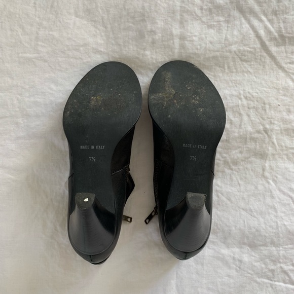 Madewell Leather Zip Ankle Boots - Picture 4 of 5